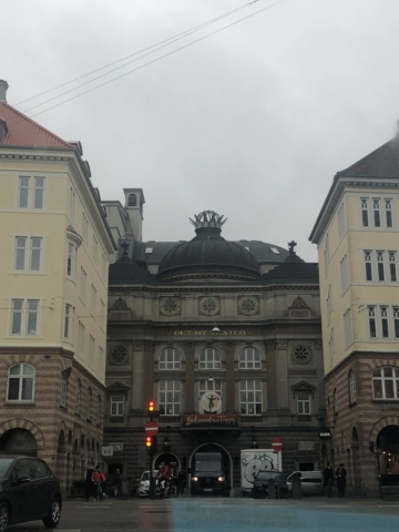 22BD9991-B841-4C29-890D-2D2118D55798
