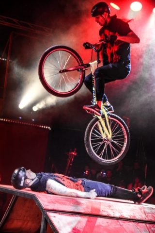bmx_riders